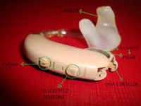 Moldes de aparelhos auditivos acrílico e silicone laboratório próprio