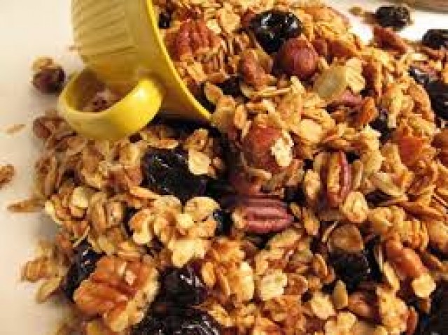 Granola com amêndoas e castanhas