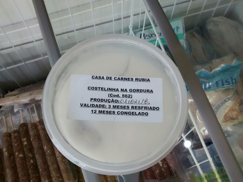 costelinha-de-porco-na-gordura-congelada