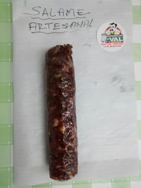 salaminho-tradicional-provolone-picante-pimenta-dedo-de-moca-artesanal