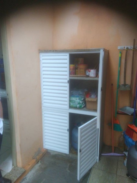 portas-de-armario-em-aluminio-branco