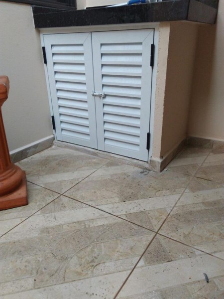 portas-de-armario-em-aluminio-branco