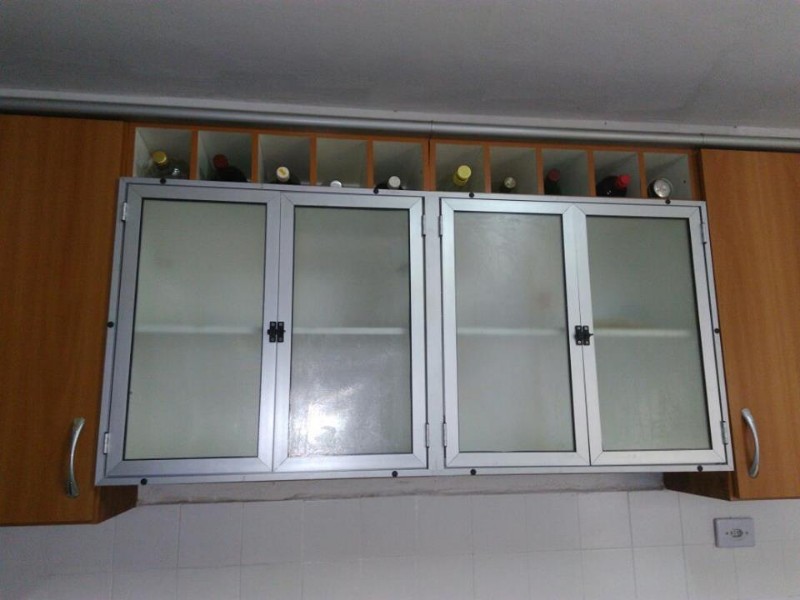 portas-de-armario-em-aluminio-branco