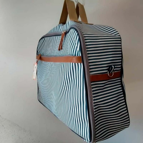 Bolsa Feminina modelo Mala Dona Fuxikô em Rio das Pedras | Dona Fuxikô Bolsas - Boca Santa Ofertas Bolsa Feminina modelo Mala Dona Fuxikô em Rio das Pedras | Dona Fuxikô Bolsas - Boca Santa Ofertas