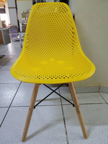 cadeira-tipo-eiffel-polipropileno-colorida