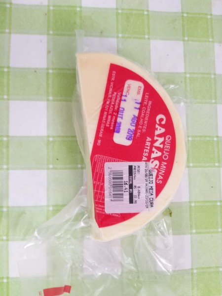 queijo-de-minas-canastra