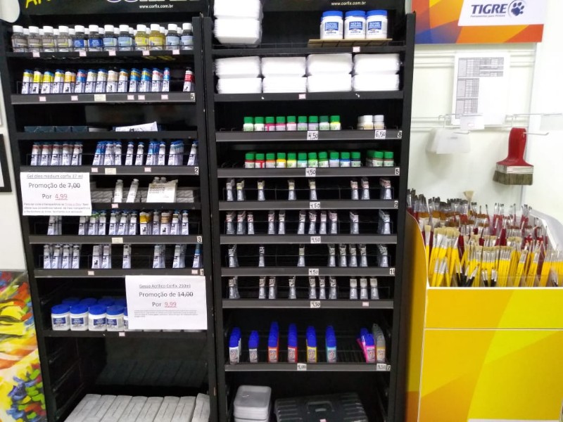 material-para-pintura-em-geral-tinta-pincel-massa-telas-painel