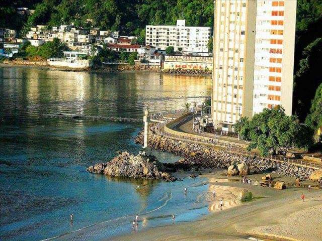 aluga-se-apartamento-em-sao-vicente