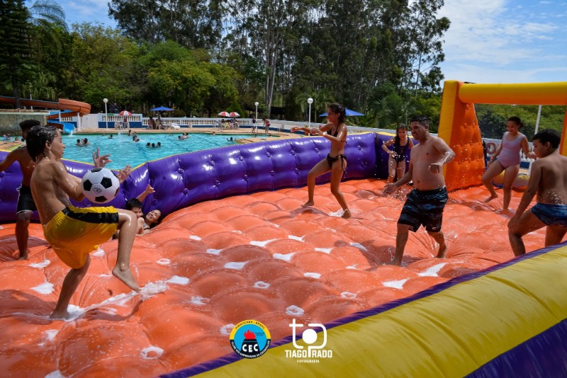 futebol-de-sabao-inflavel-locacao