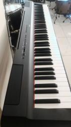 Artes - Piano Digital Yamaha PW125 - Piano Digital Yamaha PW125