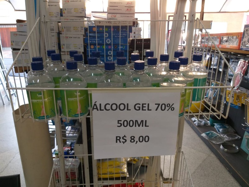 alcool-em-gel-70-com-glicerina-500-ml-r-800