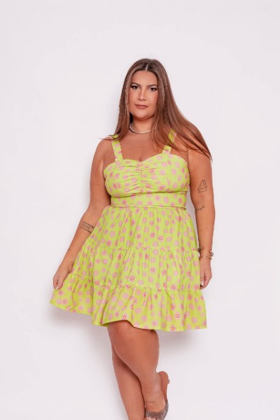 verao-vestido-curto-alça-larga-crepe-estampado-2-marias-com-detalhe-recorte-busto