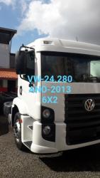 Veiculos - VW-24.280 ANO-2013 6x2 CHASSI  - VW-24.280 ANO-2013 6x2 CHASSI 