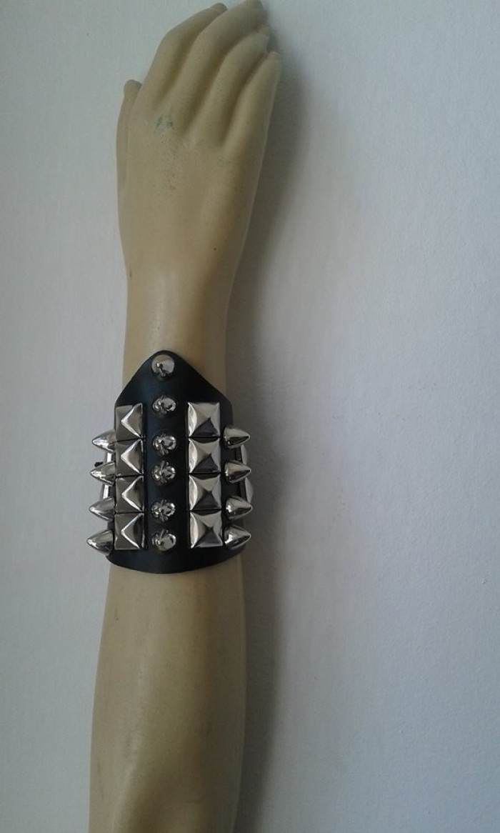 Bracelete de spike 10,00