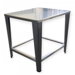 Alimentação - MESA EM AÇO INOX  - MESA EM AÇO INOX 