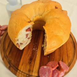 Pão Artesanal Recheio de Calabresa 