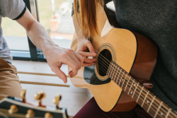 Aulas de Violão Guitarra e Baixo