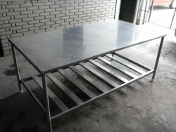 Bancada em aço inox 