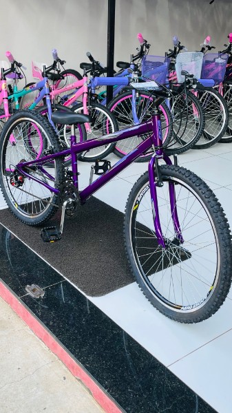 bicicleta-infantil-mtb-aro-24-esportiva-para-passeios-e-trilhas-leves