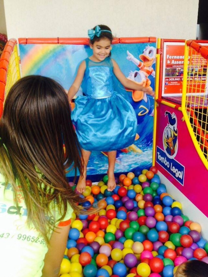 BRINQUEDO TOMBO LEGAL PARA FESTA INFANTIL