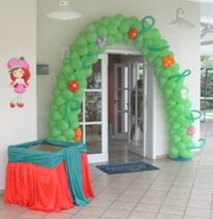 Arco com bexigas com balões para festa e eventos em geral
