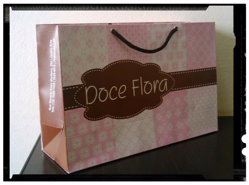 sacolas-de-papel-personalizadas-com-logotipo