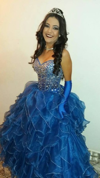 aluguel de vestido debutante