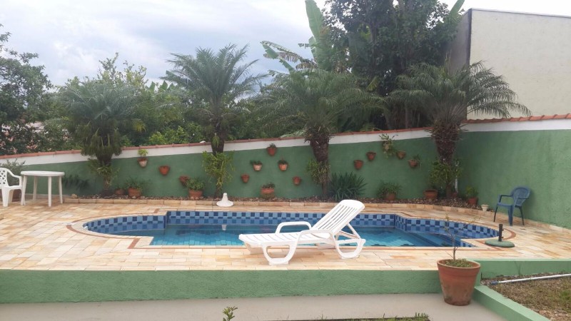 casa-nova-em-aguas-de-sao-pedro