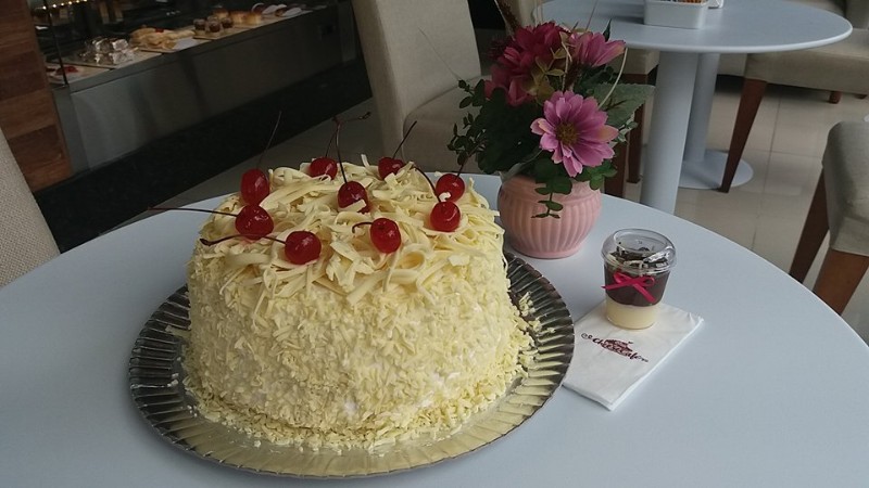 bolo floresta branca Cheesecafé em Piracicaba