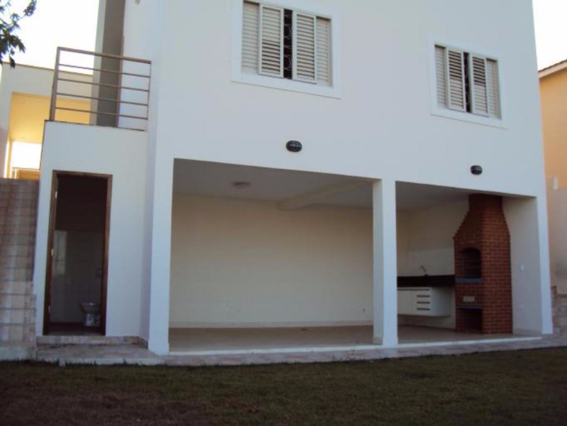 imobiliaria-em-aguas-de-sao-pedro-casa-em-sao-pedro