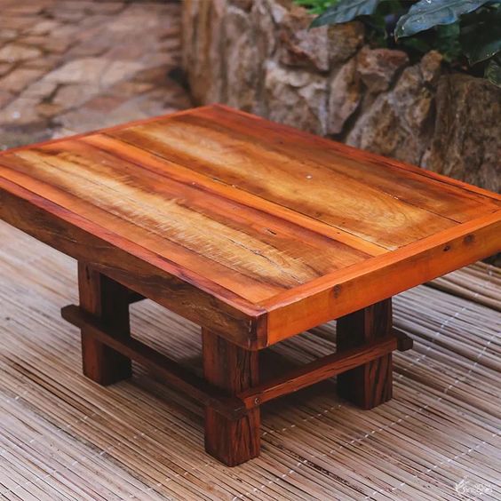 mesa-de-centro-rustica-madeira-de-demolicao-sob-medida