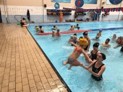Esporte - Aula de natação infantil - Aula de natação infantil