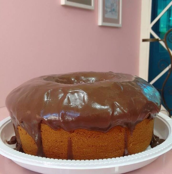 bolo-de-cenoura-com-cobertura-de-brigadeiro