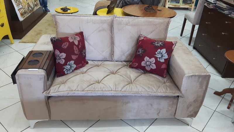 sofa-3x2-lugares-sofa-com-pe-de-aluminio-sofa-com-detalhe-em-costura-sofa-com-pillow-top-sofa-pequen