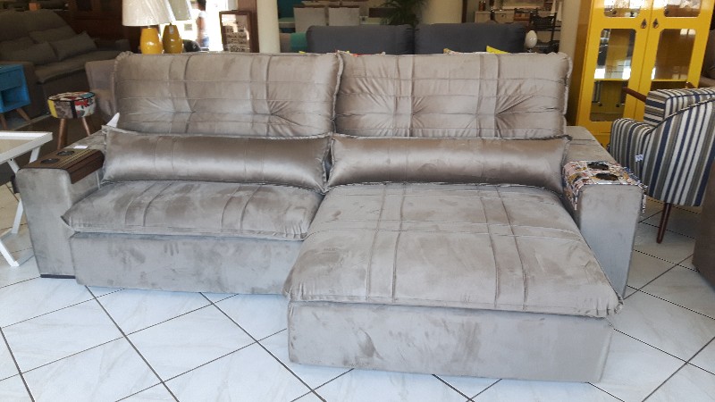 sofa-retratil-e-reclinavel-sofa-com-detalhe-em-costura-sofa-de-2-90-m