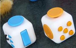 novos Fidget - Brinquedos para Crianças com TDAH e Autismo / Alivia o stress e ansiedade