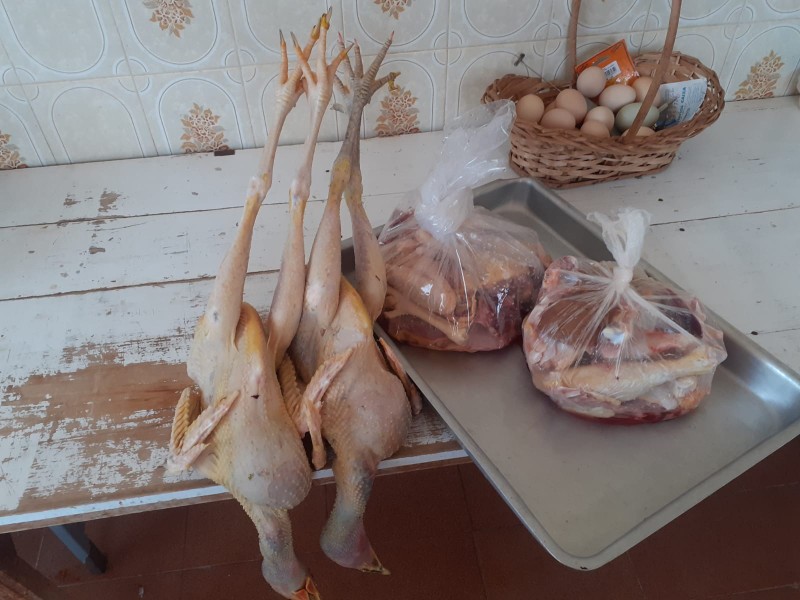 frango-caipira-limpo-sob-encomenda