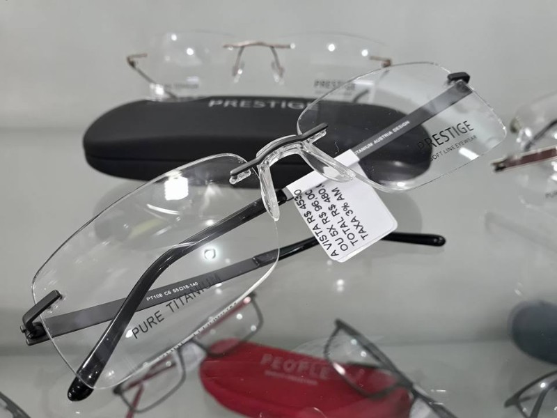 armacao-de-oculos-de-grau-