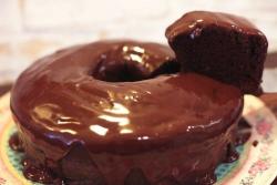 Alimentação - Bolo de chocolate com calda  - Bolo de chocolate com calda 